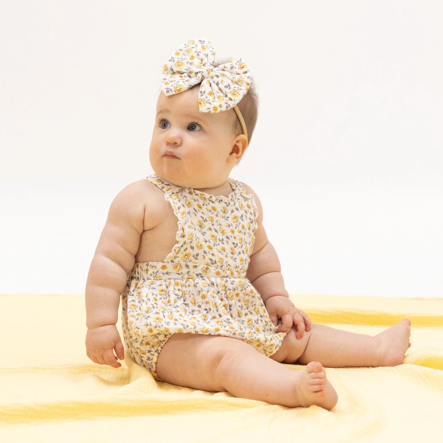 Ruffle Bubble | Yellow Country Roses