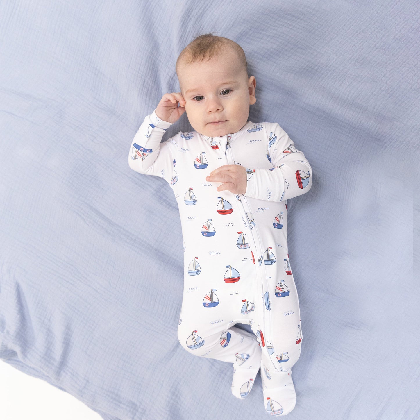 2 Way Zipper Footie | Blue Bubbly Sailboats