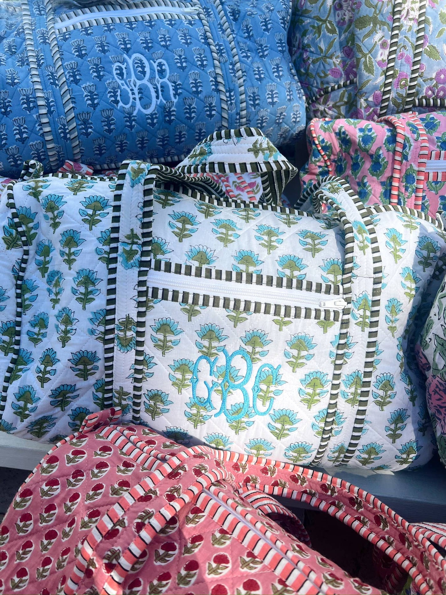 Quilted Block - Print Duffel Bag: Vibrant Orchid