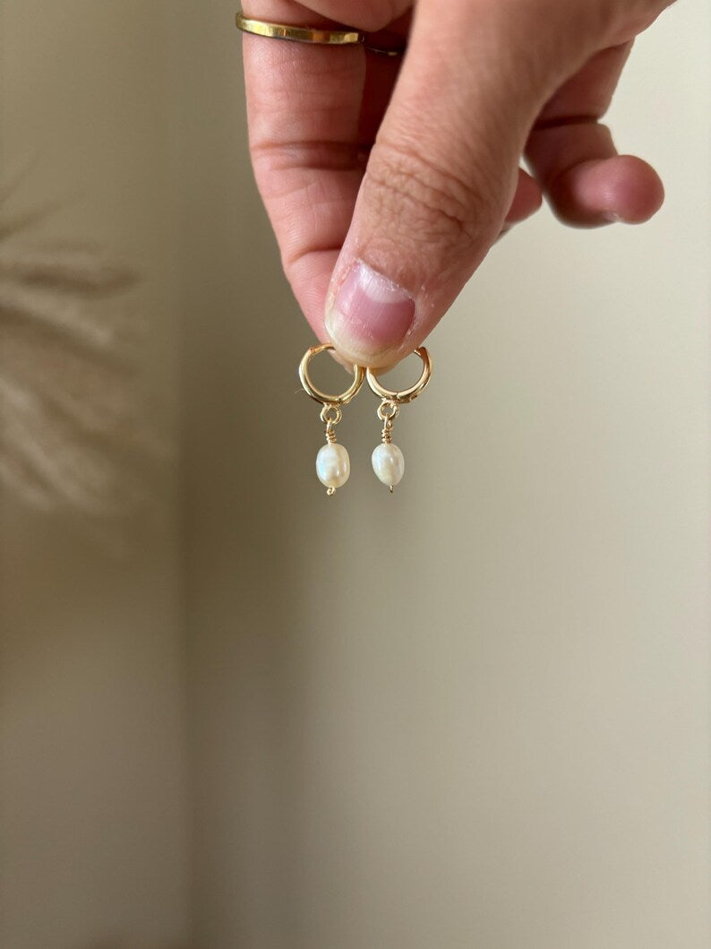Freshwater Pearl Earrings