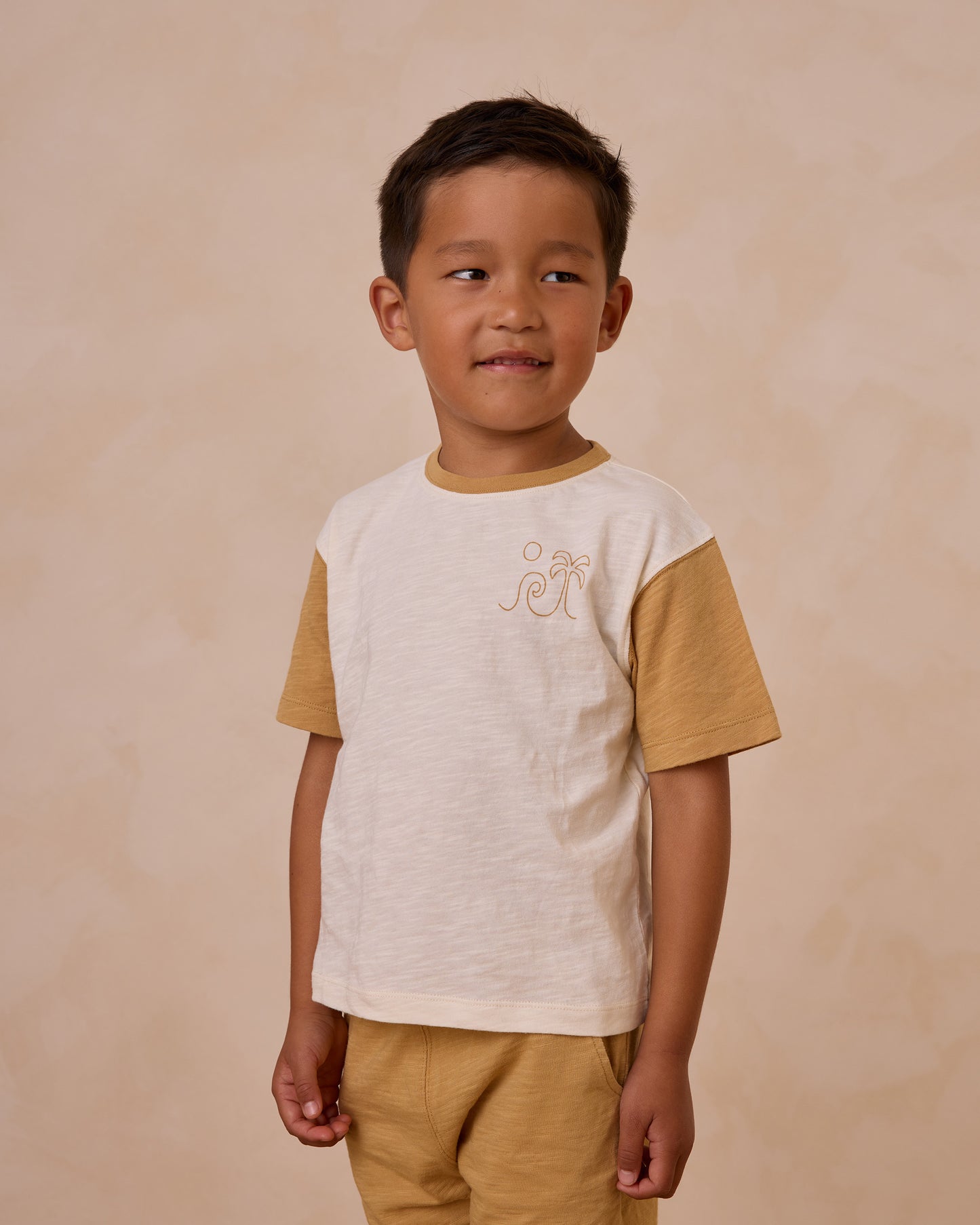 Contrast Short Sleeve Tee || Summer Vibes