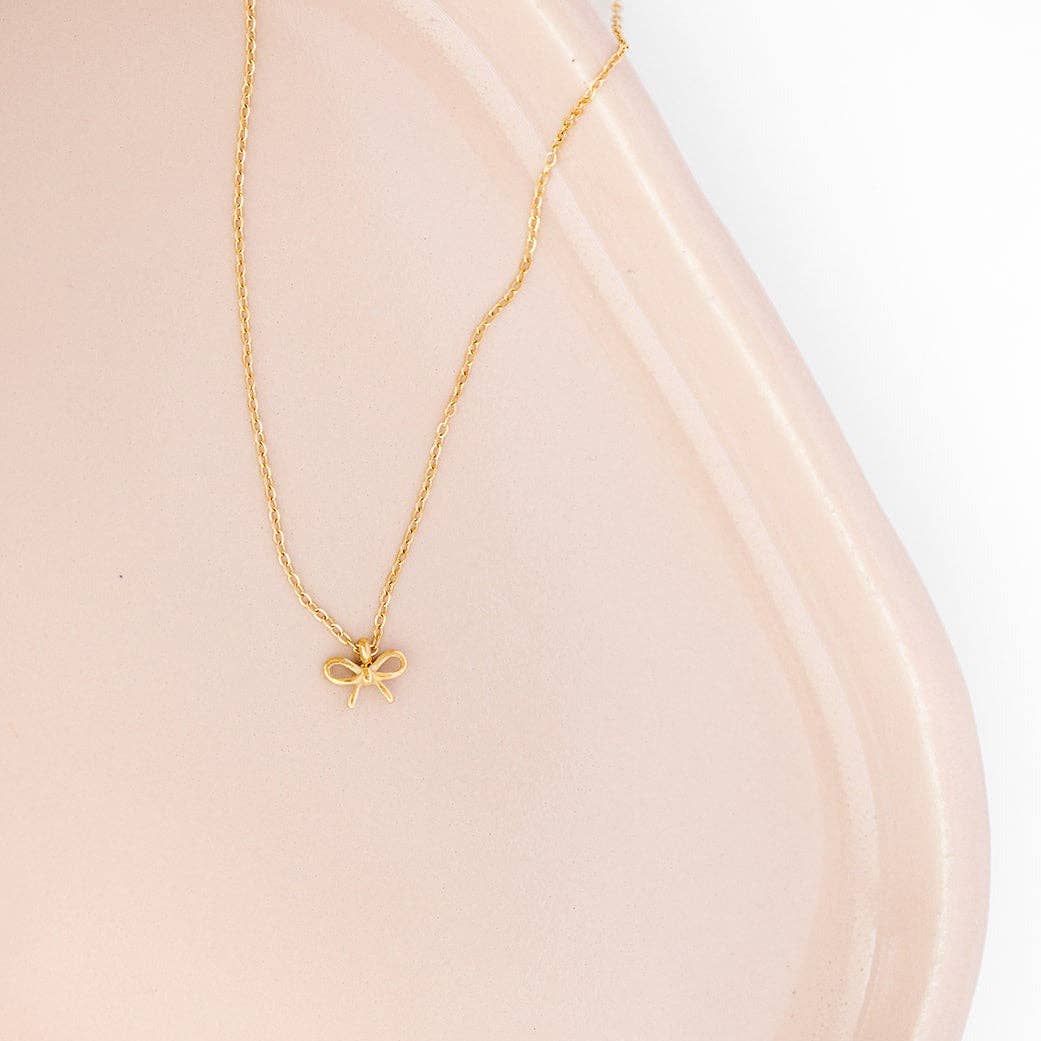 Bow Pendant Necklace