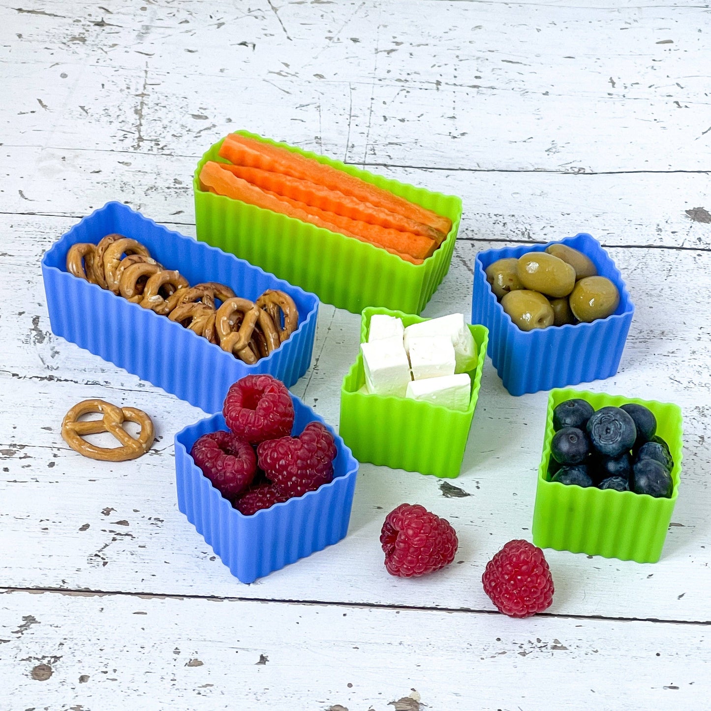 Yumbox - Mini Silicone Bento Cup Set of 6 - Green & Blue
