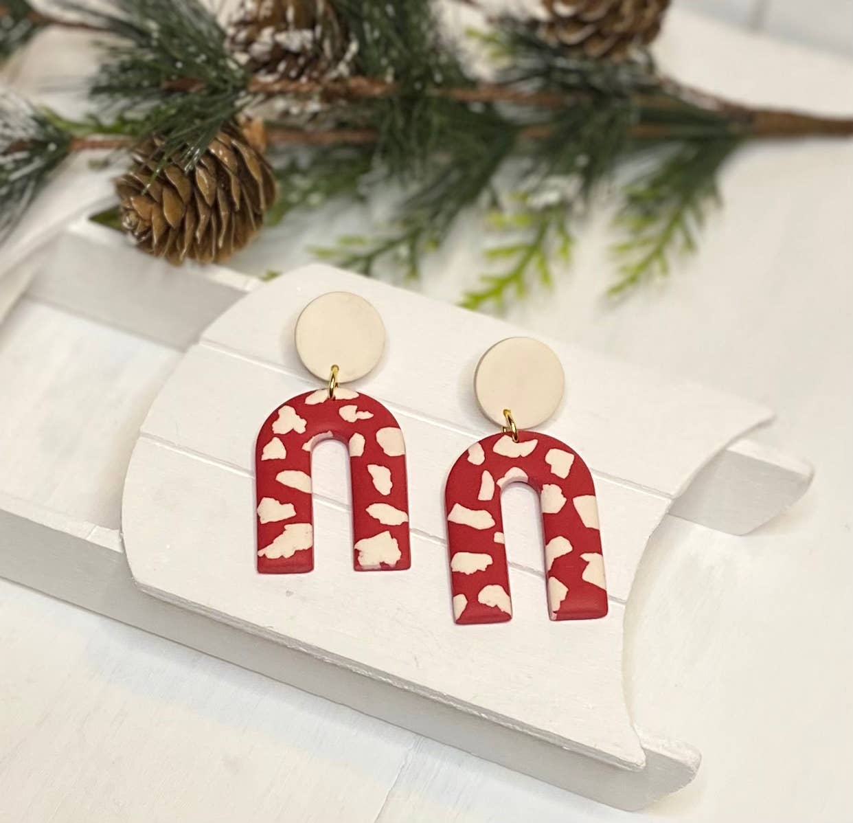 Leopard Holiday Arches | Red/White