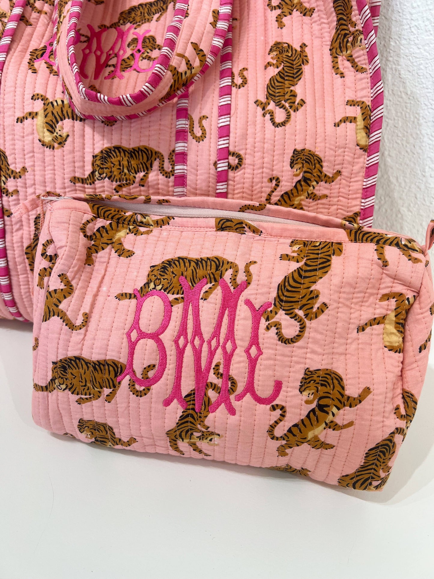 Quilted Block - Print Makeup Bag: Vibrant Orchid