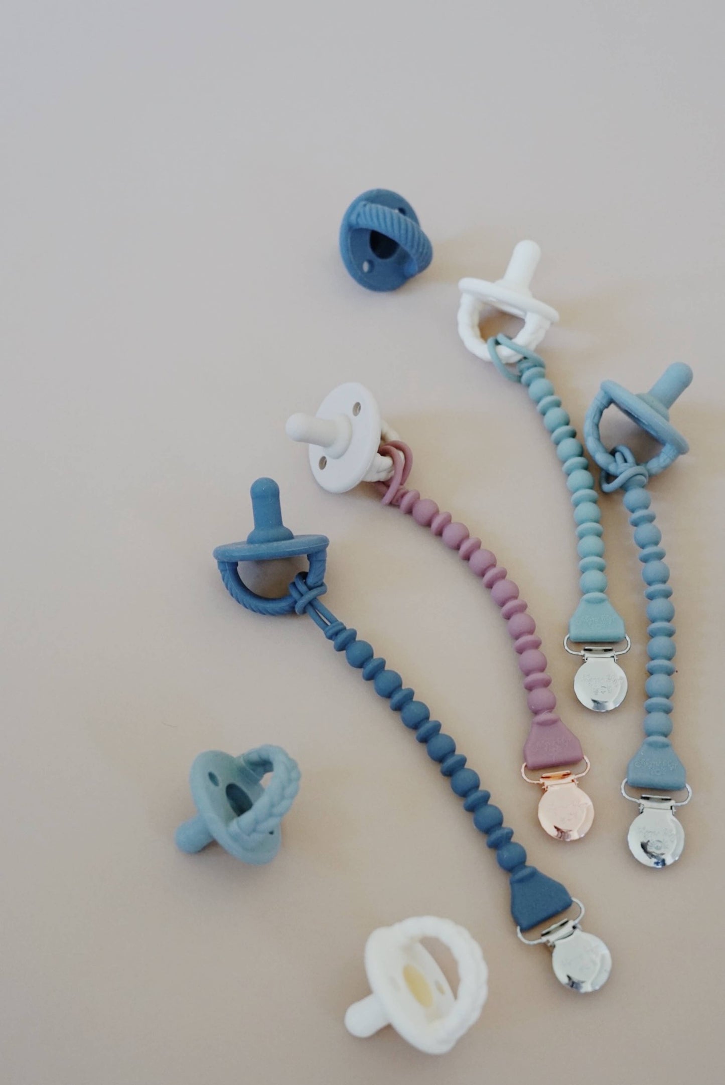Sweetie Strap™ Silicone One-Piece Pacifier Clips - Blue Beaded