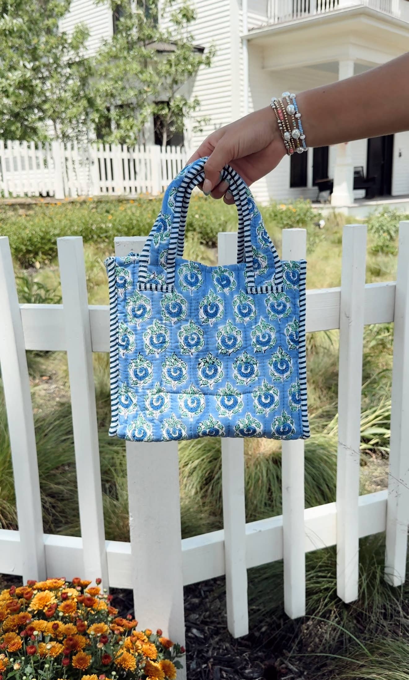 Quilted Block - Print Mini Tote Bag: Green Gardenia
