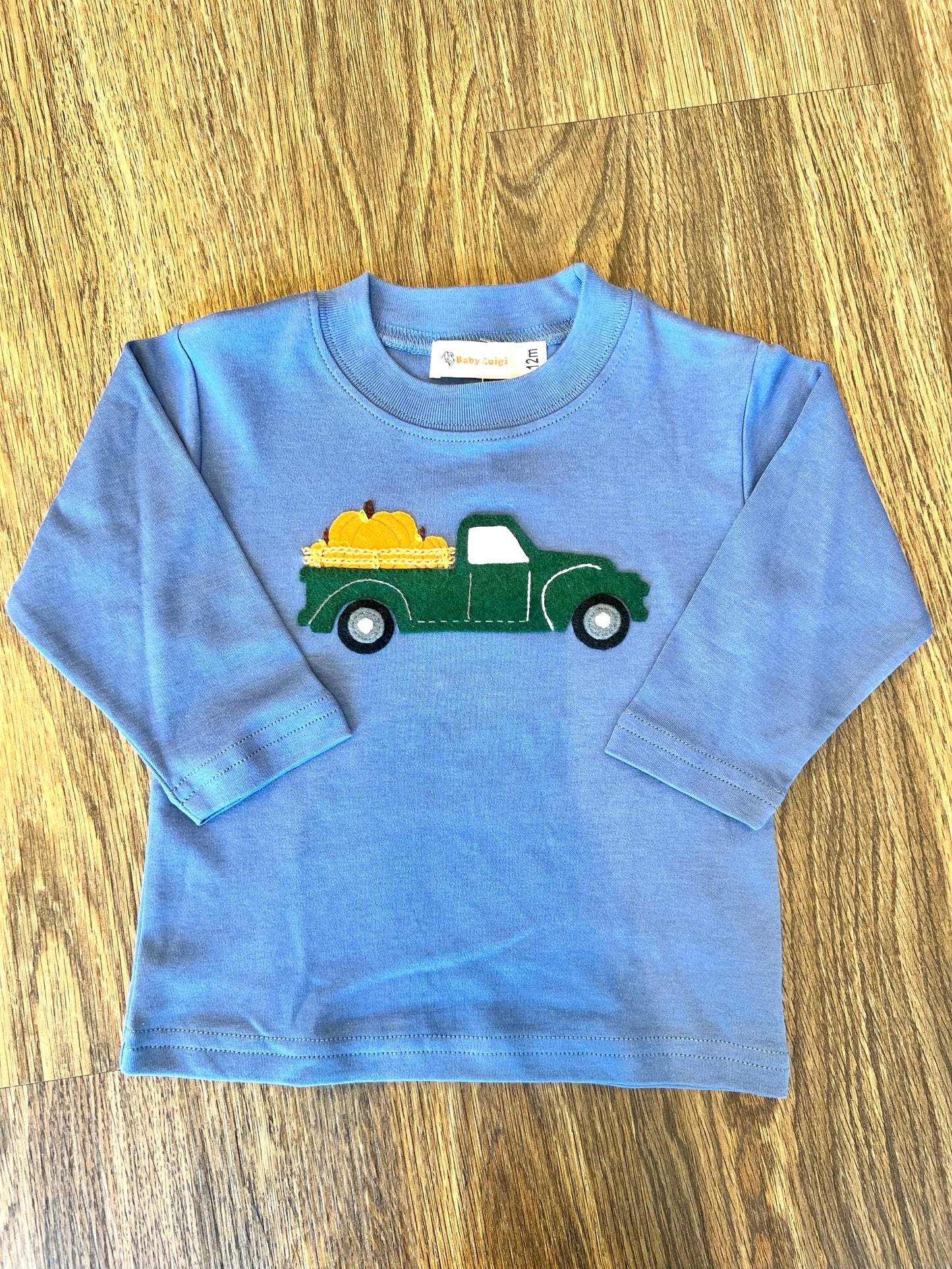Long Sleeve Shirt Pickup Truck with Pumpkin