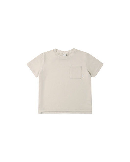 Cove Essential Pocket Tee || Heathered Pebble