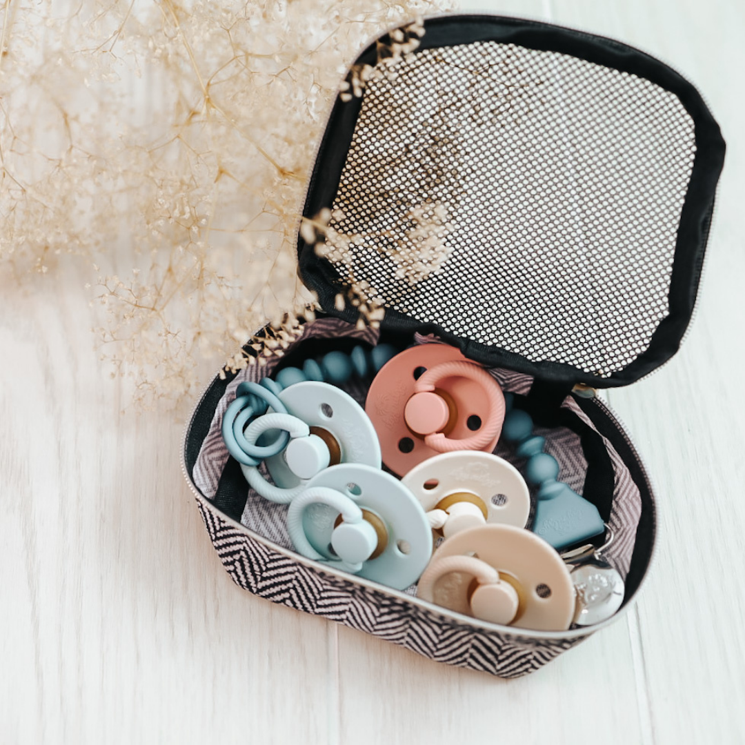 Itzy Soother™ Natural Rubber Paci Sets - Coconut + Toast
